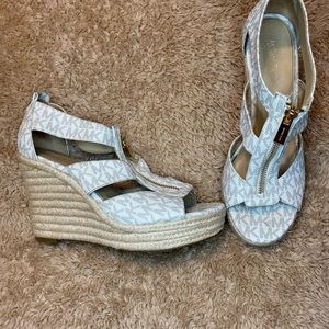 MICHAEL KORS HEELS size 9.5 💗 #michaelkors #heels